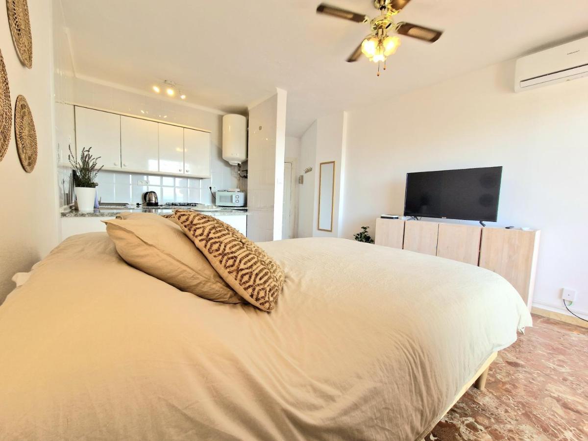 בנאלמדנה Aa Guest - The Golden Sea Views Eco Apartment מראה חיצוני תמונה